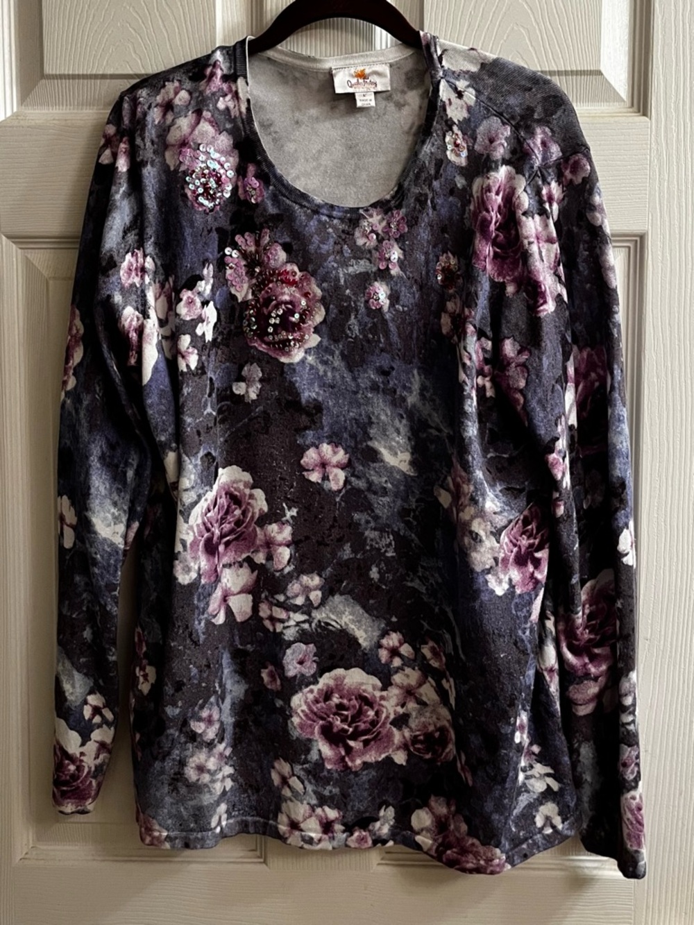 QUACKER FACTORY~DARK FLORAL SEQUIN CREWNECK SWEATER ~ LG